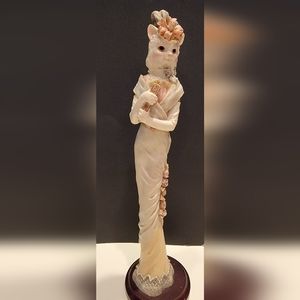 Vintage The Cat's Meow Resin Feline Figurine Well Dressed Victorian Couture